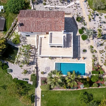 Aurora Lukorana Villa