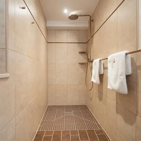 Villa Aurora Lukorana