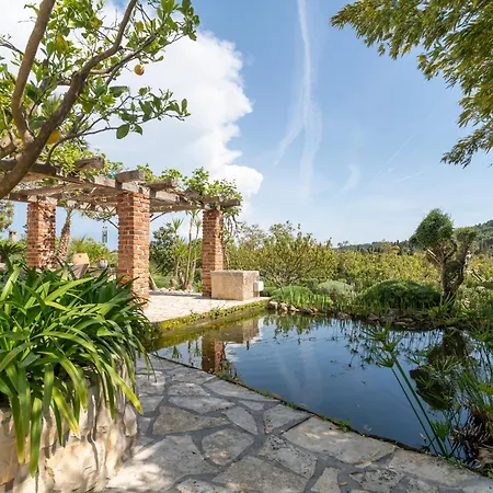 Aurora Lukorana Villa Lukoran