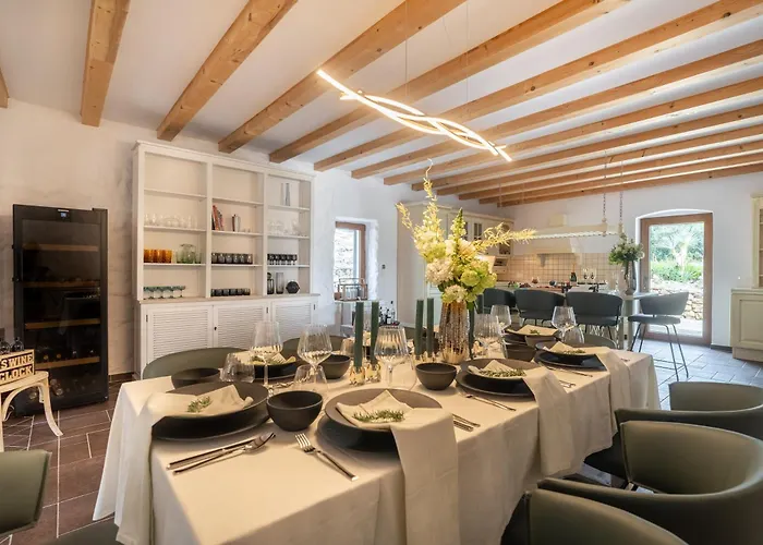 Aurora Lukorana Villa *