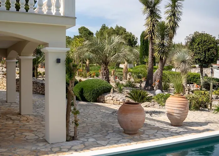 Aurora Lukorana Villa