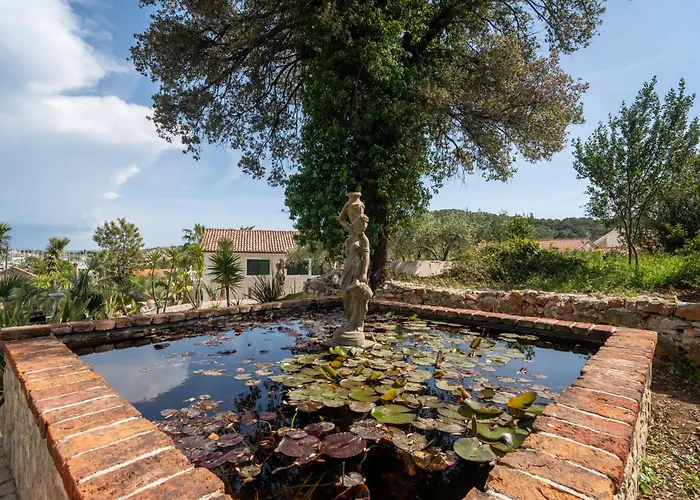 Aurora Lukorana Villa *