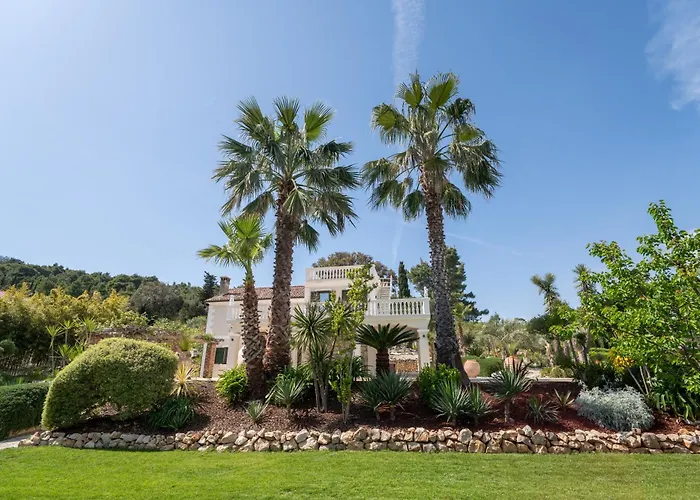 Villa Aurora Lukorana *