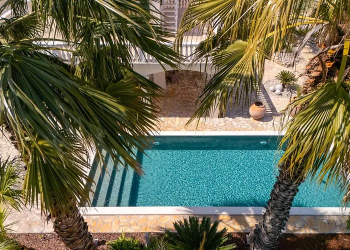 Aurora Lukorana * Lukoran