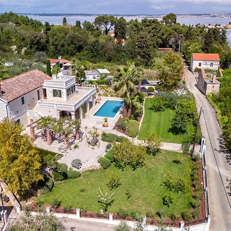 Villa Aurora Lukorana